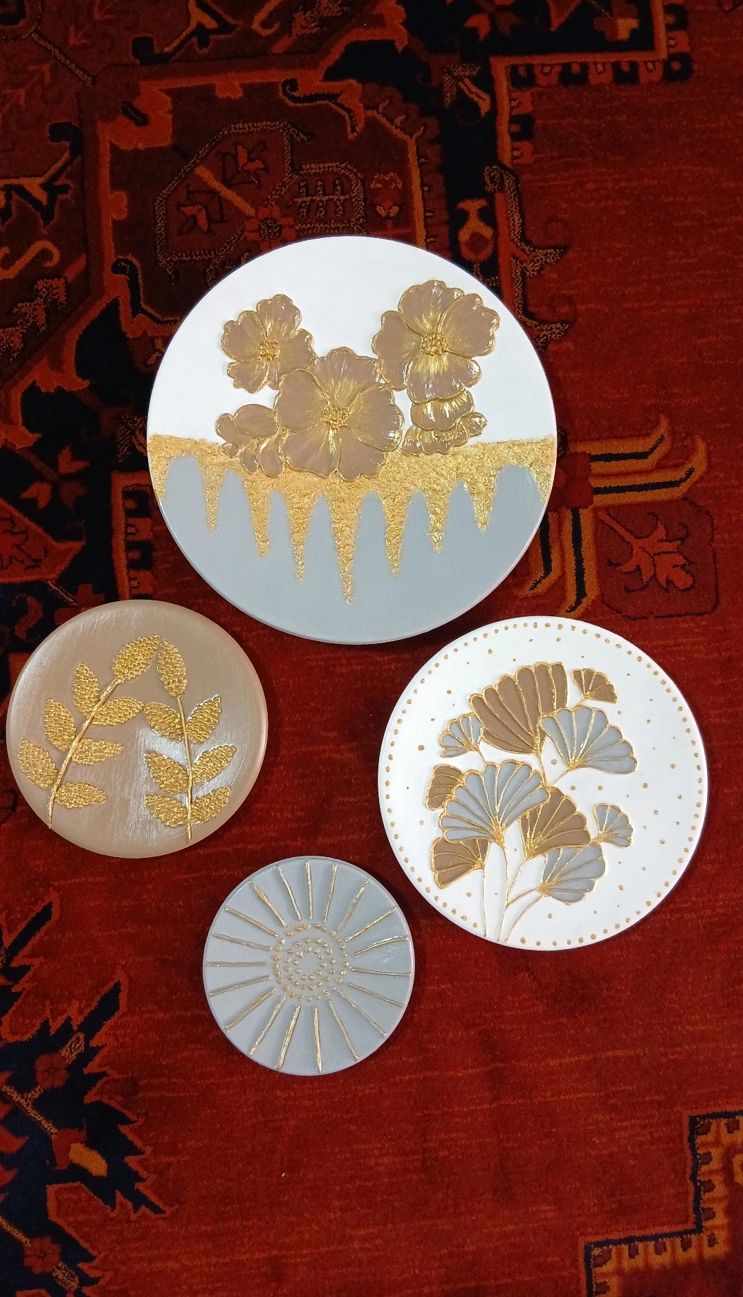 دیوارکوب گل برجسته